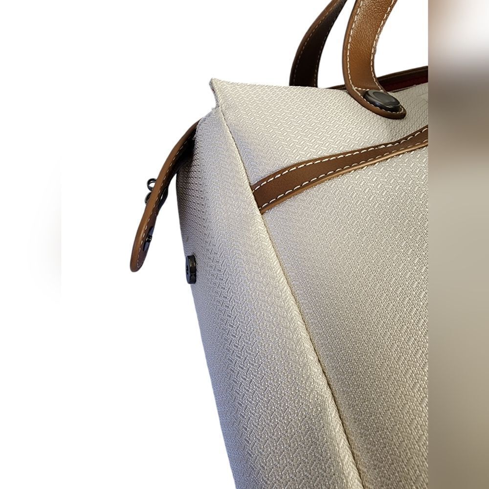 Delsey Paris - Picture 13 of 16